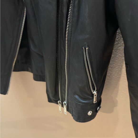 Barneys Originals Black Lambskin Leather Moto Jacket - Picture 3 of 4